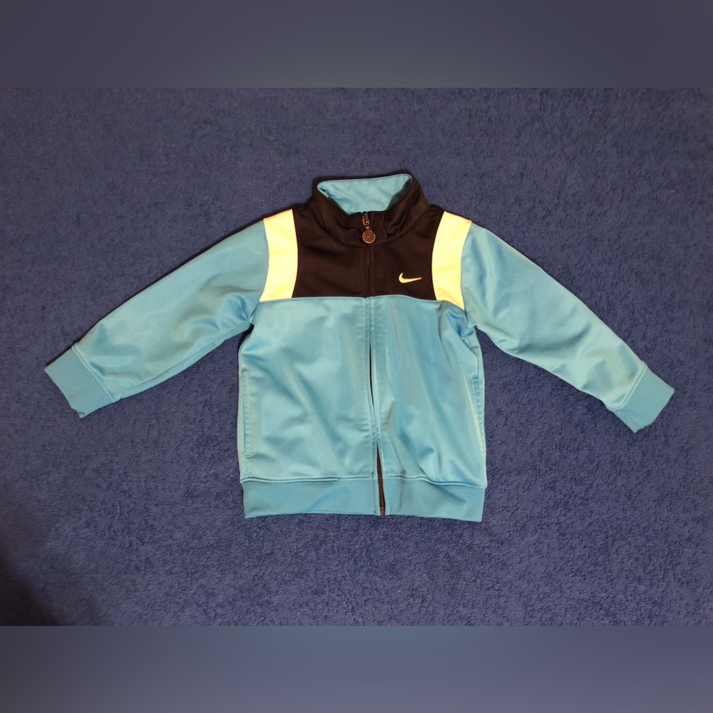 Nike Zip-Up Jacket - Picture 2 of 5